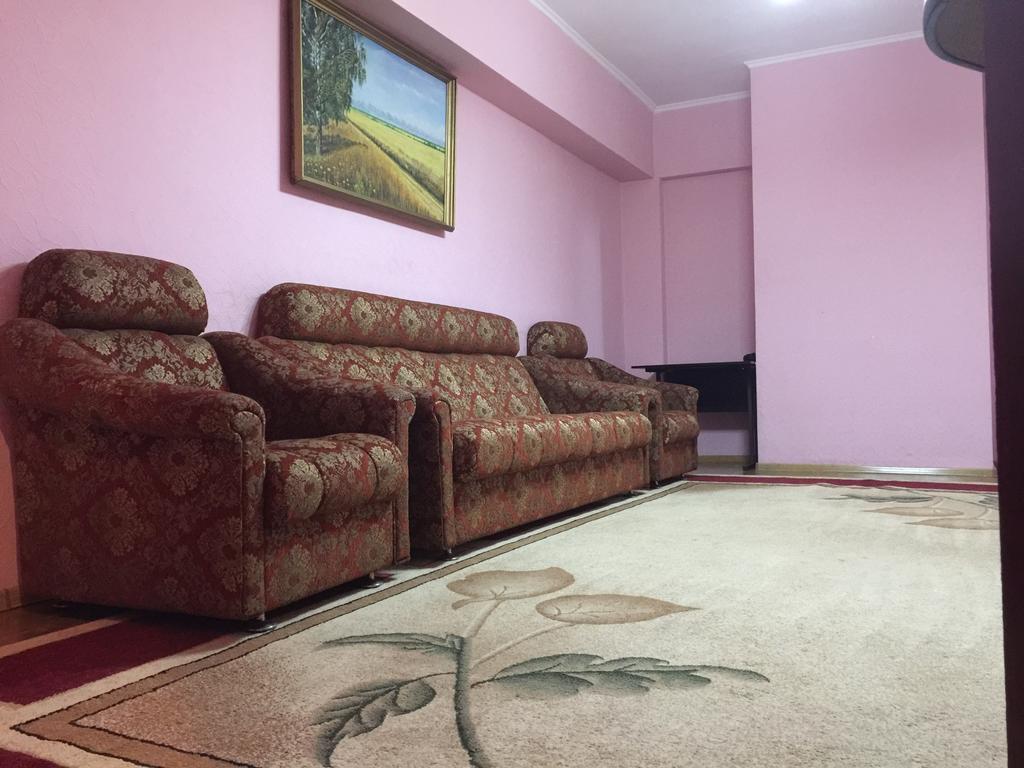 Bishkek Apartment Central Екстер'єр фото